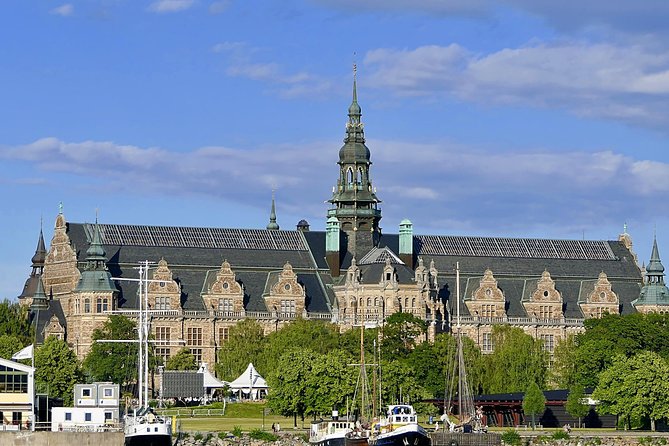 Private 4h VIP city tour by limousine car and guide in Stockholm - Fjällgatan and Västerbron: the view that fixes Stockholm in your memory