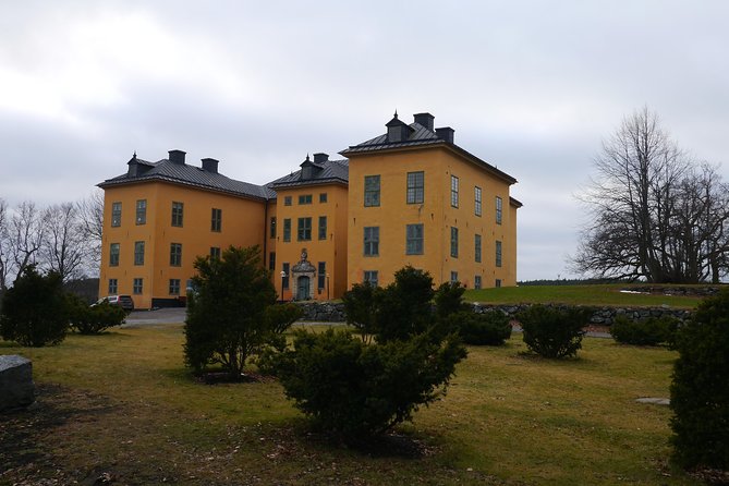 Private Sigtuna Tour from Stockholm - Oldest Town of Sweden - Stop 1 in Sigtuna: the Viking-to-medieval walking story