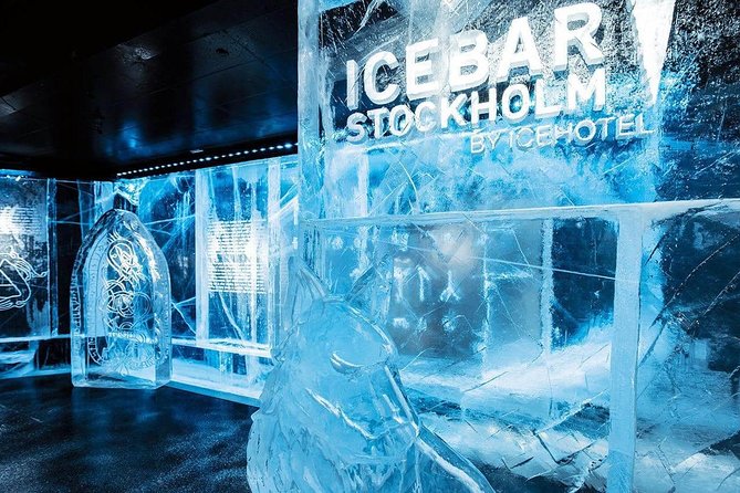 Private Tour of Stockholm with a visit to the Absolute ice bar - Quick Djurgården tastes: Gröna Lund and Skansen, without the full commitment