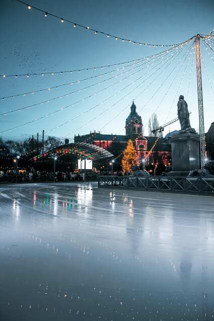 Stockholm: Christmas Markets & Lights Guided Walking Tour - Nobel Museum Start: A Clean, Easy Way to Begin in Winter
