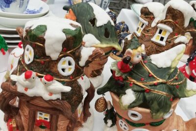 Stockholm Christmas Tour and Food Tasting Experience - Stop 1: Stortorget by the Nobel Prize Museum and the Market Window