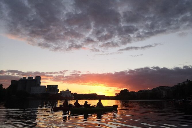 Stockholm Evening Kayak with BBQ - Small Group - Price and value: is $143.95 worth it?