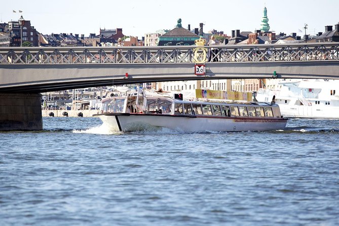 Stockholm Hop-On Hop-Off Sightseeing Cruise - Stop 5: Allmänna gränd
