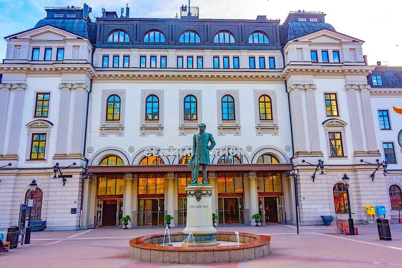 Stockholm: Modern City Walking Tour with Local Guide - Key Highlights You’ll Feel Immediately