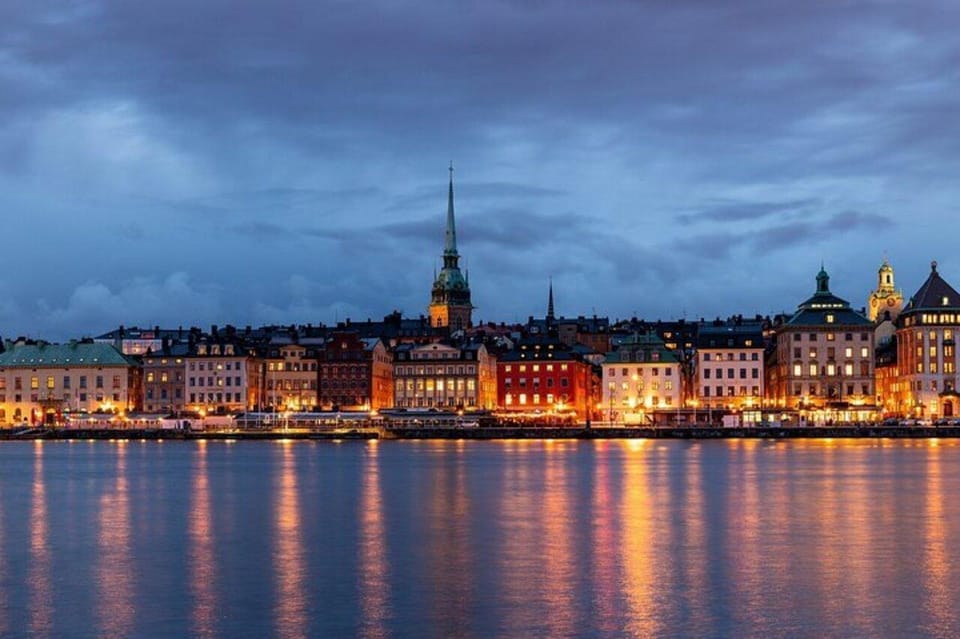 Stockholm: Must-See Attractions Walking Tour with a Guide - Key highlights you’ll care about