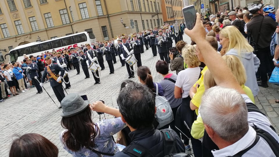 Stockholm: Old Town Walking Tour and the Vasa Museum - The Iron Boy Stop and Why Small Details Matter