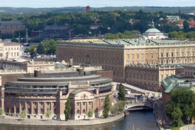 Stockholm Self-Guided Murder Mystery Tour by the Parliament - How the pacing works during the Old Town mystery stretch