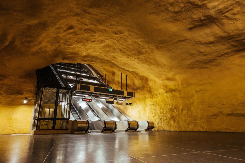 Stockholm: Underground Metro Art Ride with a Local Guide - The Art Forms: What Each Type Does to the Station Experience