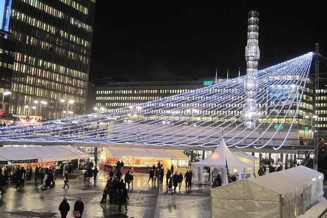 Stockholm's Festive Sights And Christmas Lights - Walking in winter: how to make this tour feel easy